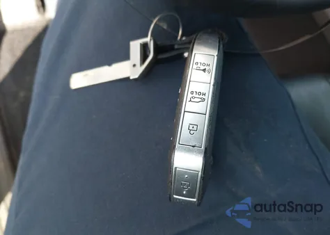 2025 Kia Carnival Mpv Sx z USA, uszkodzony, nr VIN KNDNE5K3XS6455997